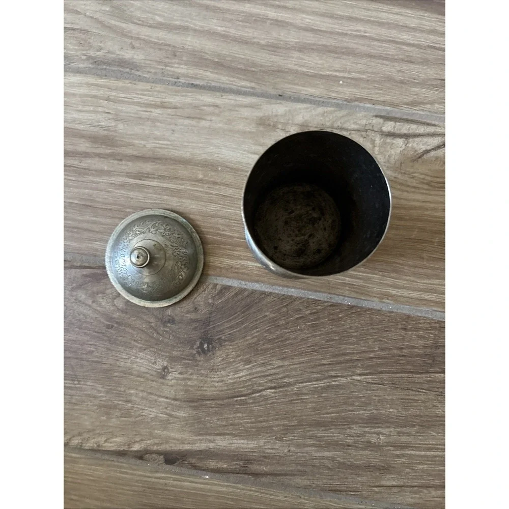 World Gift ZY India Silver‎ Cup Etched Design 6